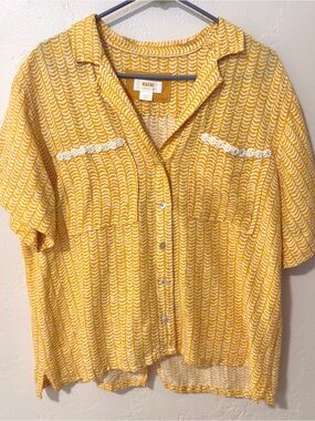 Anthropologie Maeve Yellow Linen Blend Embroidered Pockets Short-Sleeve Blouse